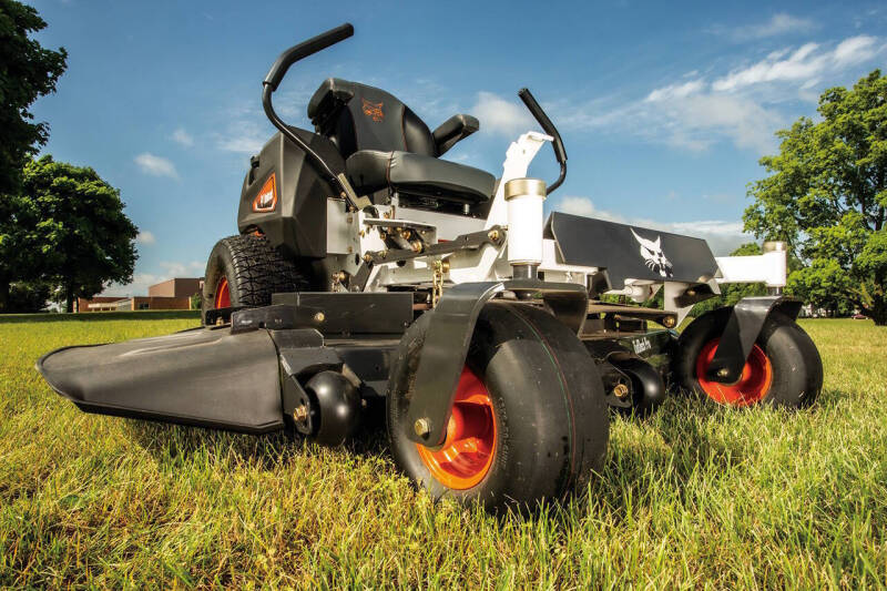 2025 Bobcat ZT3048