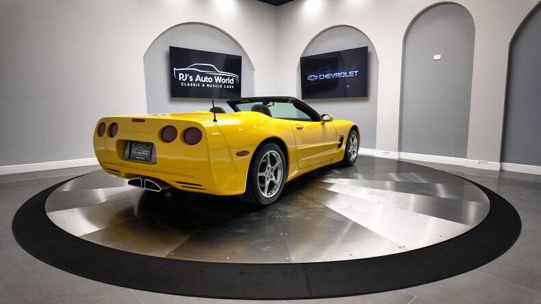2003 Chevrolet Corvette