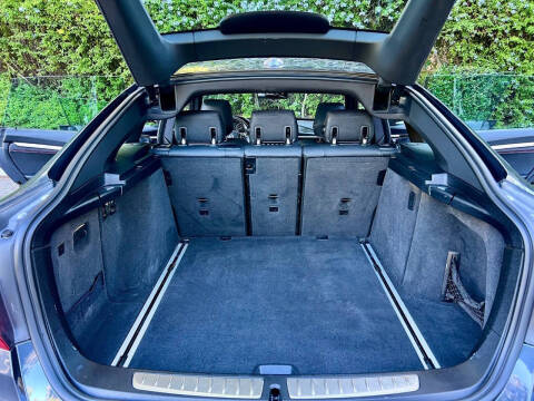 2017 BMW 3 Series 330i xDrive Gran Turismo