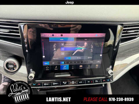 2022 Jeep Wagoneer Series III