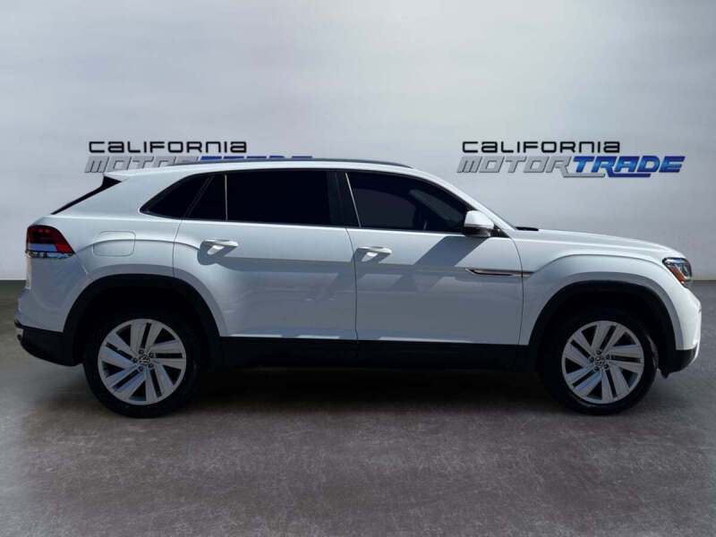 2021 Volkswagen Atlas Cross Sport SE 4Motion
