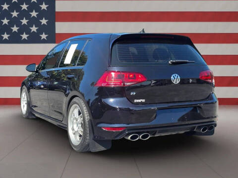 2017 Volkswagen Golf R 4Motion