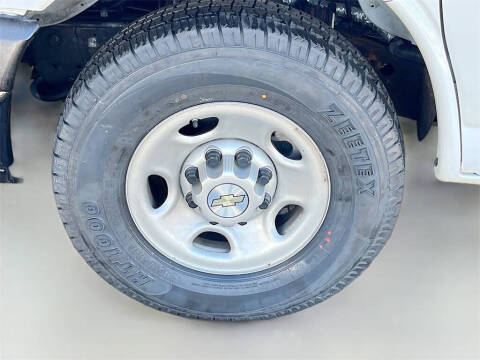 2022 Chevrolet Express 2500