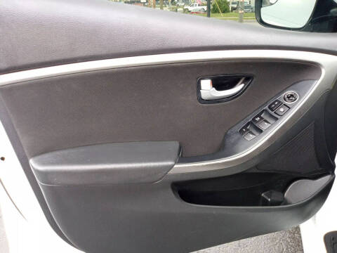 2017 Hyundai Elantra GT