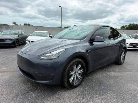 2023 Tesla Model Y Long Range