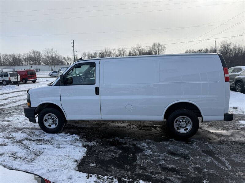 2021 Chevrolet Express 2500
