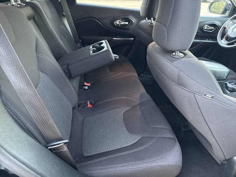 2020 Jeep Cherokee Latitude