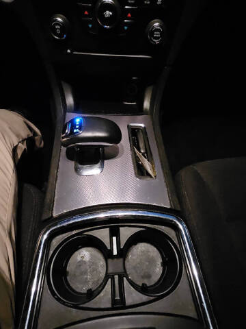 2013 Dodge Charger SE