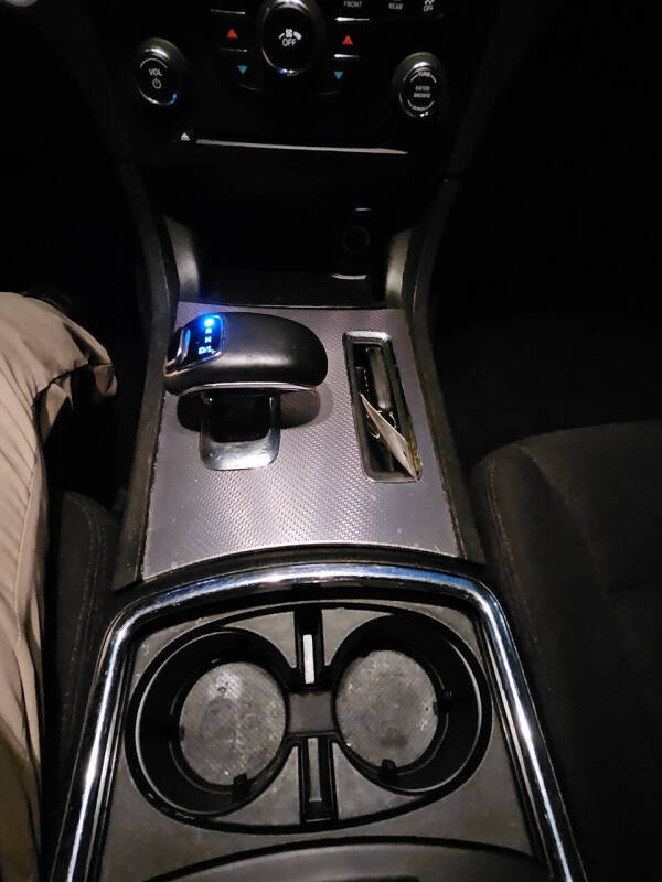 2013 Dodge Charger SE