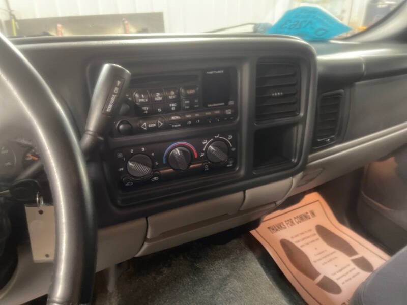 2002 Chevrolet Suburban 1500 LS