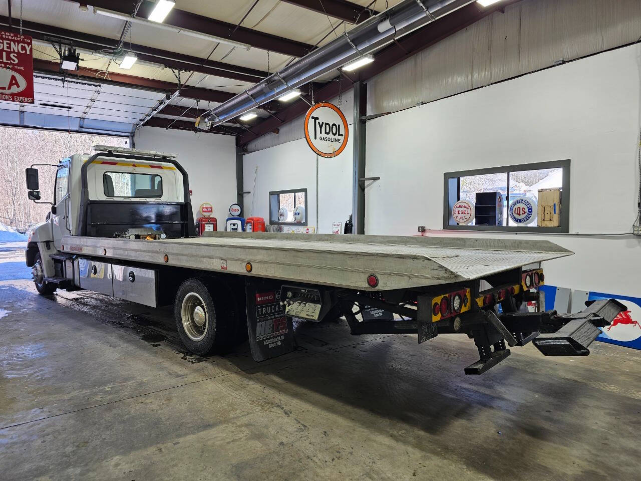 2019 Hino 258 5