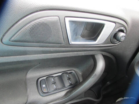 2016 Ford Fiesta SE