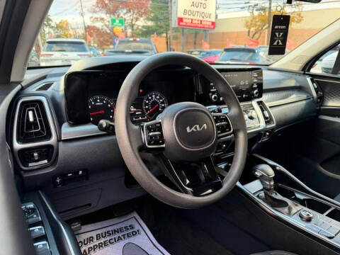 2022 Kia Sorento LX