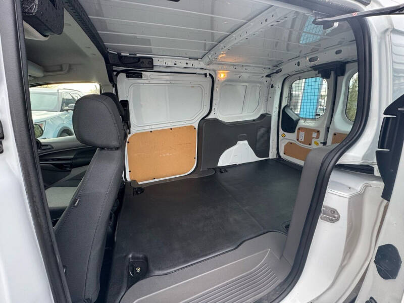 2021 Ford Transit Connect null photo 14