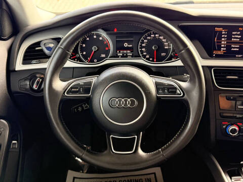 2016 Audi A4 2.0T quattro Premium