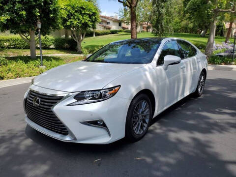 2018 Lexus ES 350 for sale at E MOTORCARS in Fullerton CA