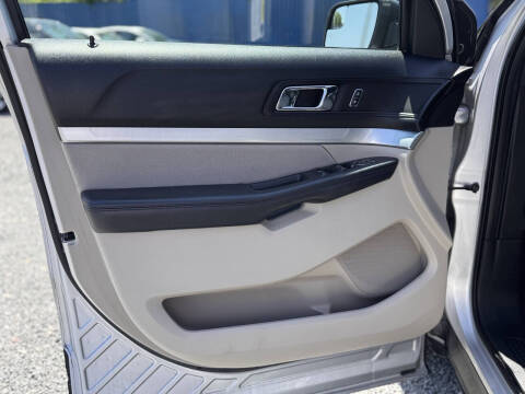 2018 Ford Explorer