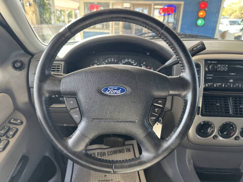 2005 Ford Explorer XLT