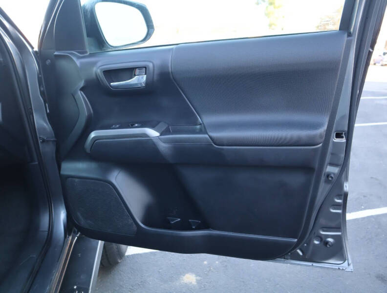 2021 Toyota Tacoma TRD Off-Road