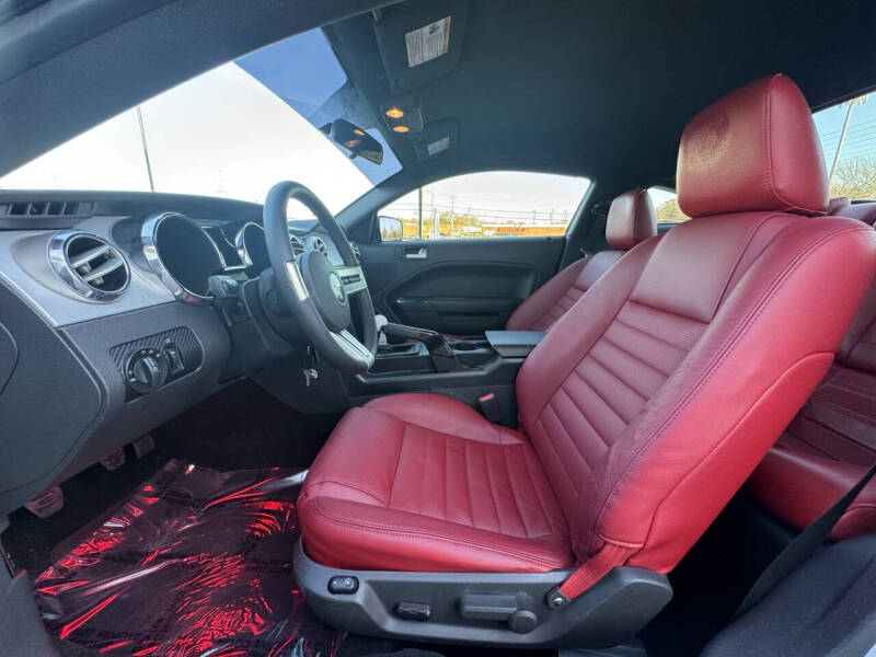 2005 Ford Mustang GT Premium