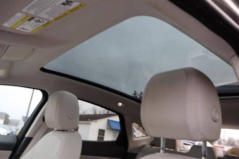 2019 Jaguar E-PACE P250 SE