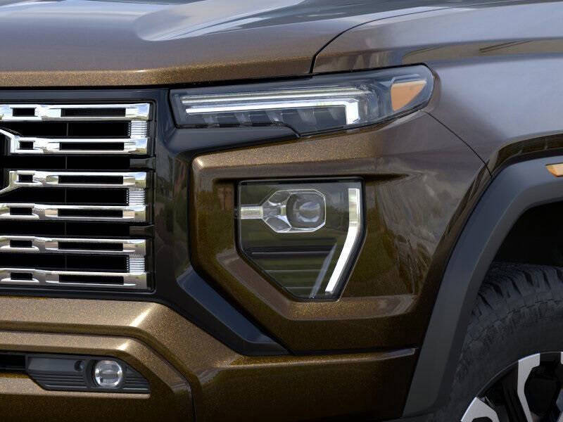 2025 GMC Canyon Denali