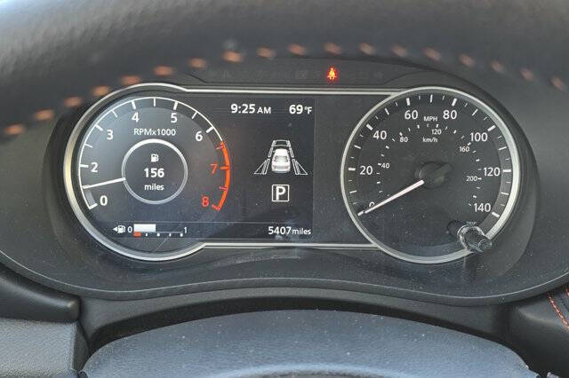 2025 Nissan Versa SR