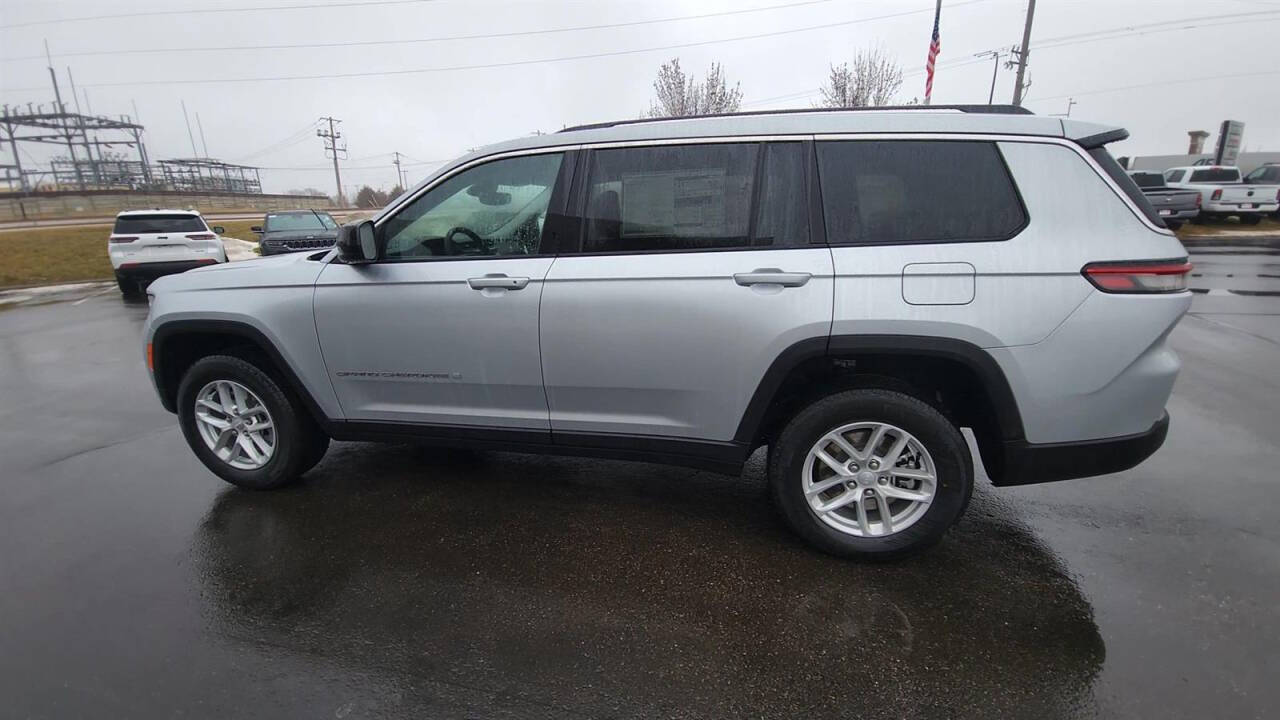 2024 Jeep Grand Cherokee L for sale at Victoria Auto Sales in Victoria, MN