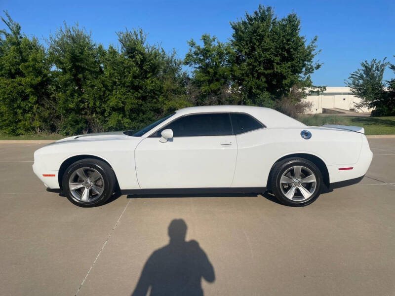 2019 Dodge Challenger SXT