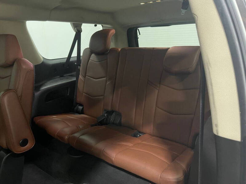 2016 Cadillac Escalade ESV Luxury Collection