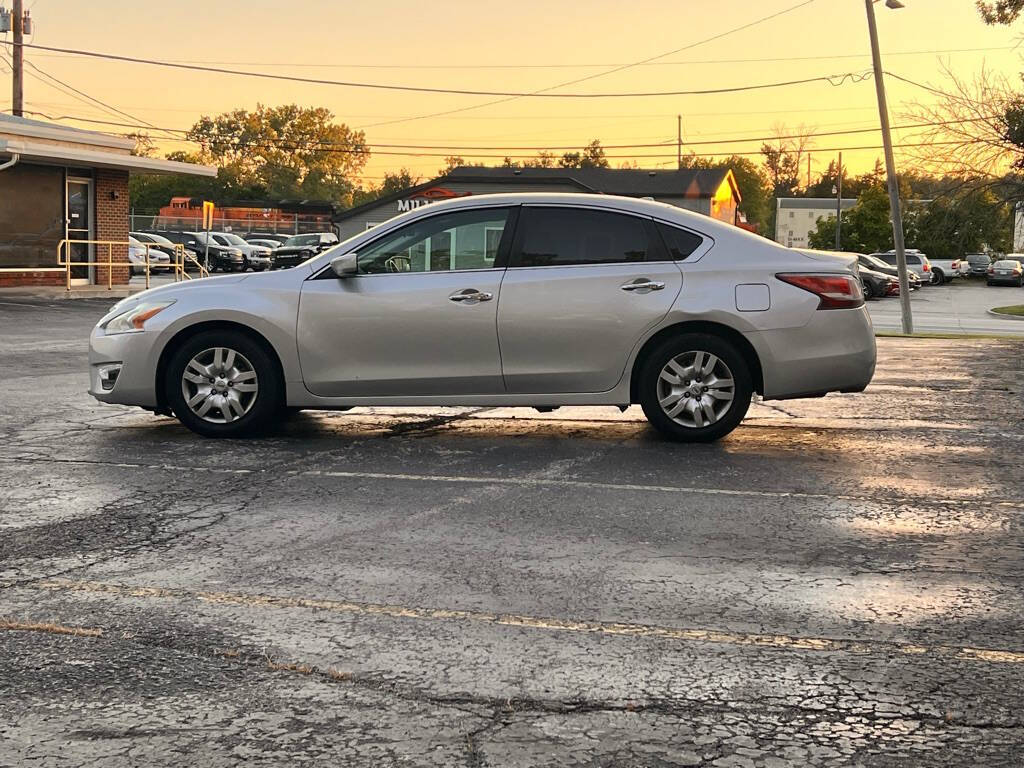 2015 Nissan Altima for sale at Autolink in Kansas City, KS