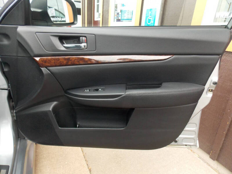 2013 Subaru Legacy 2.5i Limited