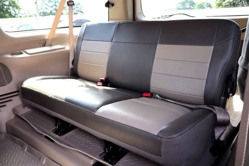 2004 Ford Excursion Eddie Bauer