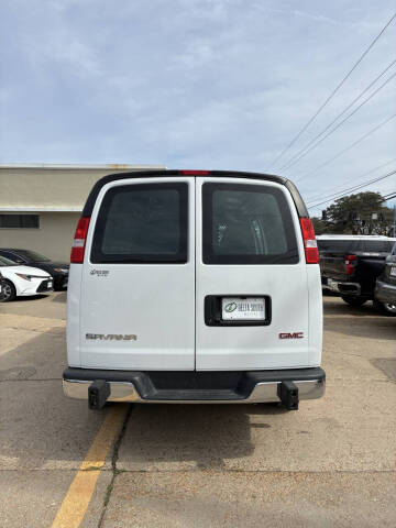 2024 GMC Savana 2500