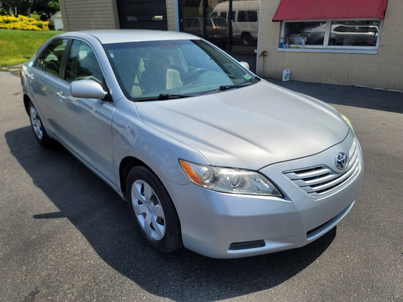 2007 Toyota Camry for sale at I-Deal Cars LLC in York PA