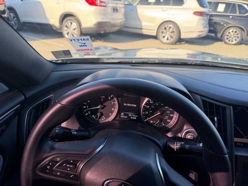 2022 Infiniti Q60 Red Sport 400