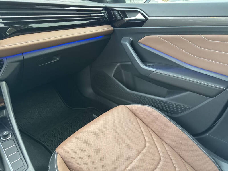 2025 Volkswagen Jetta SEL