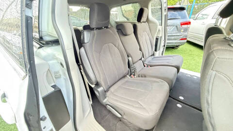 2018 Chrysler Pacifica Touring Plus