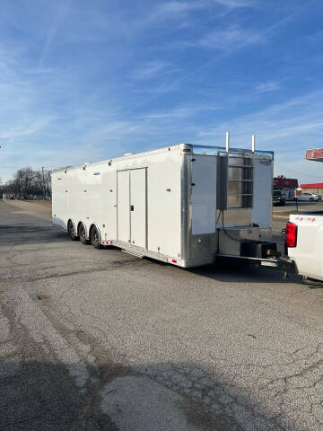 2019 Bravo 32 STP Race STP8532TTA4