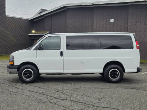 2013 Chevrolet Express LT 2500