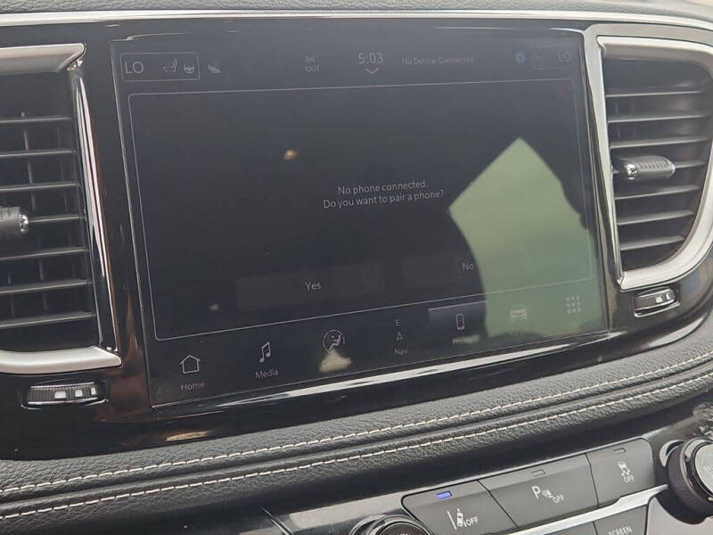 2024 Chrysler Pacifica Plug-In Hybrid Select