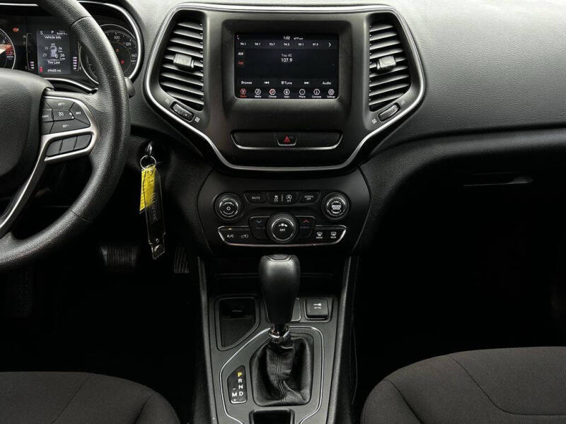 2020 Jeep Cherokee Latitude