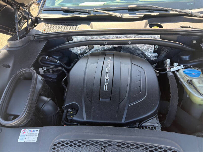 2017 Porsche Macan