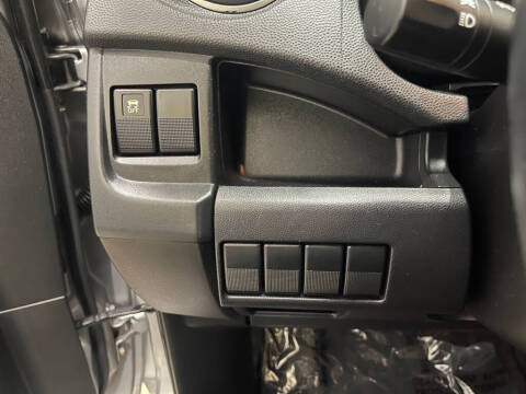 2012 Mazda MAZDA5 Sport