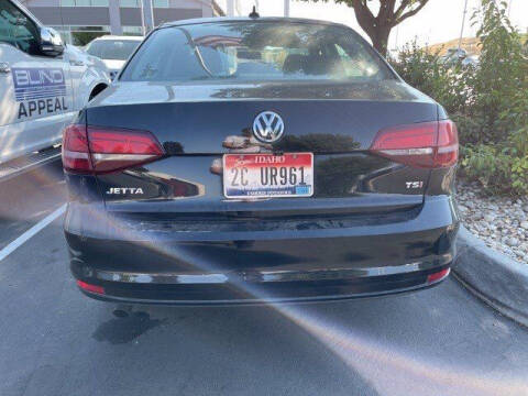 2016 Volkswagen Jetta