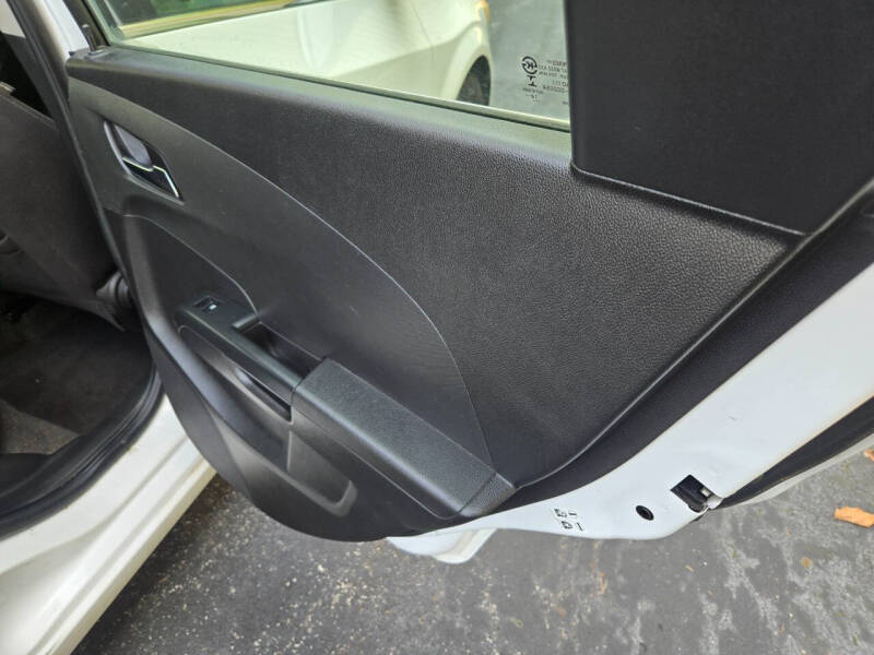 2015 Chevrolet Sonic LT Auto