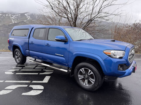2017 Toyota Tacoma for sale at Clarkston Auto Sales in Clarkston WA