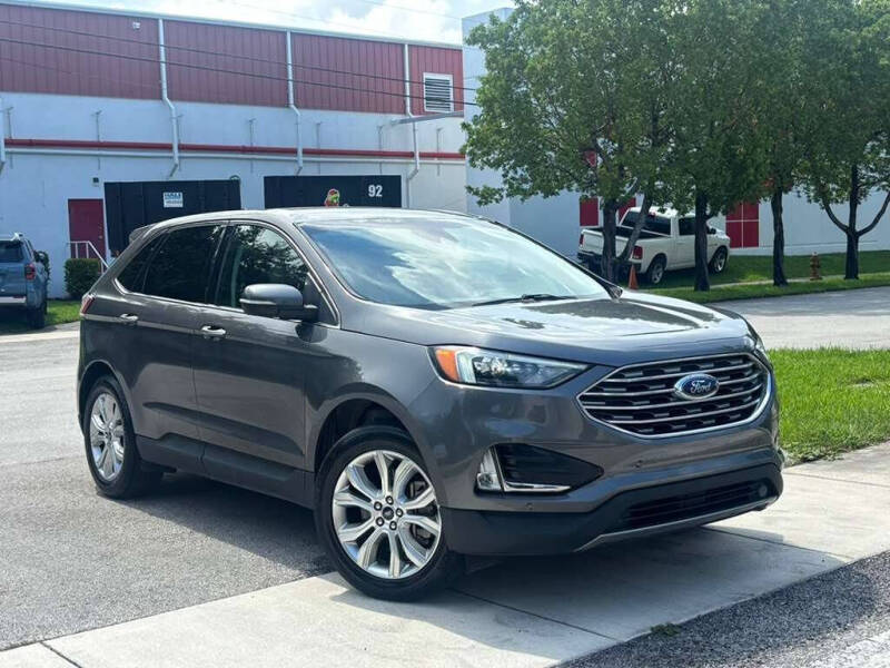 2022 Ford Edge Titanium