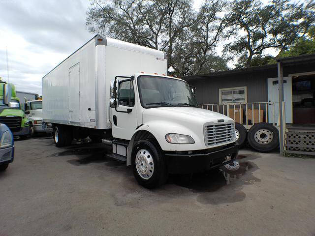 2015 Freightliner M2 106