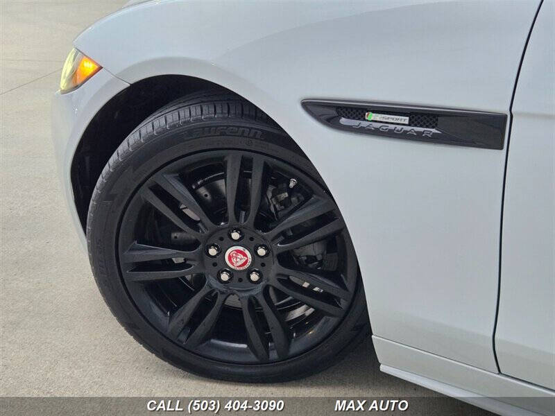 2017 Jaguar XE 20d R-Sport